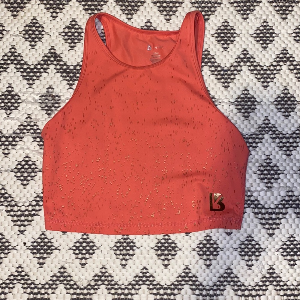 Buff bunny crop top